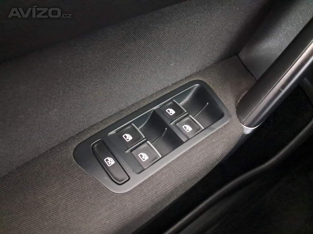 Foto inzerátu VW Golf Sportsvan 2.0 TDI