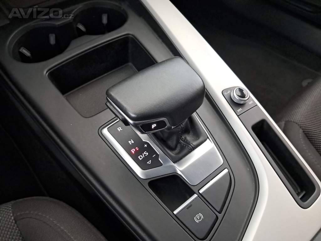 Foto inzerátu Audi A4 2.0 TDI