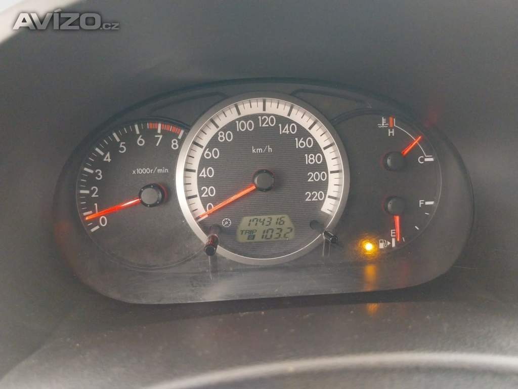 Foto inzerátu Mazda 5 1.8