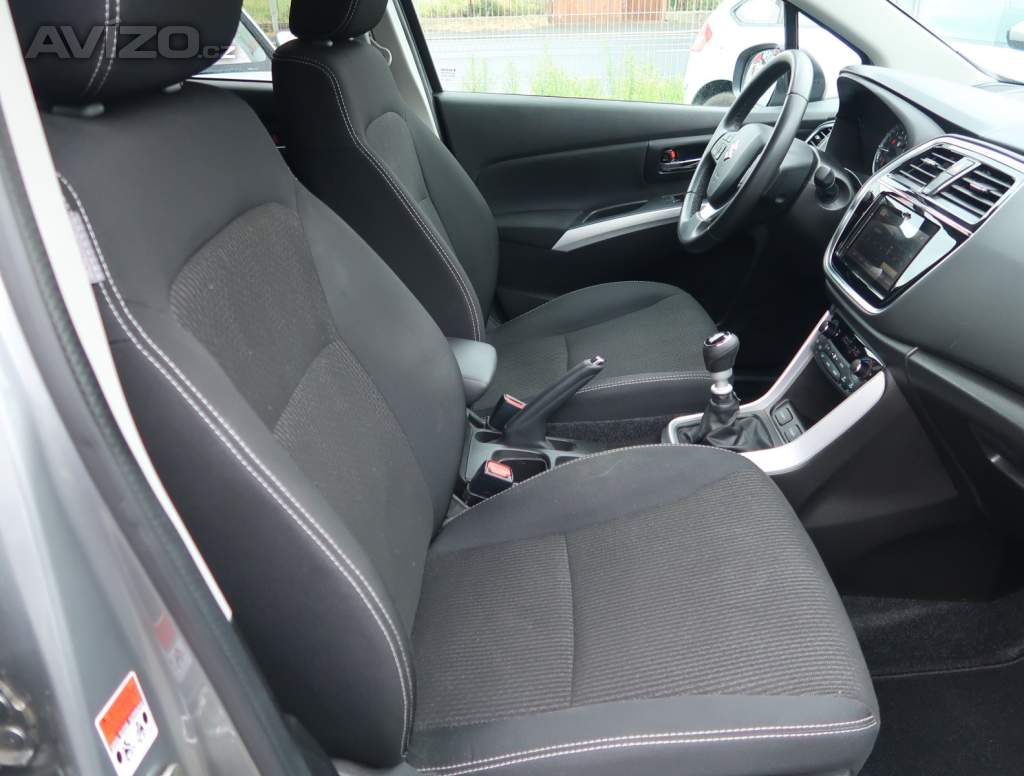 Foto inzerátu Suzuki SX4 S-Cross 1.4 BoosterJet