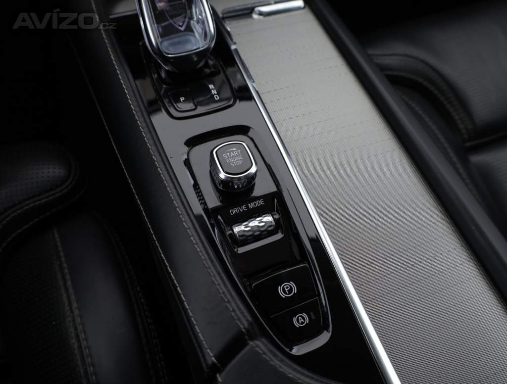 Foto inzerátu Volvo XC90 B5 AWD
