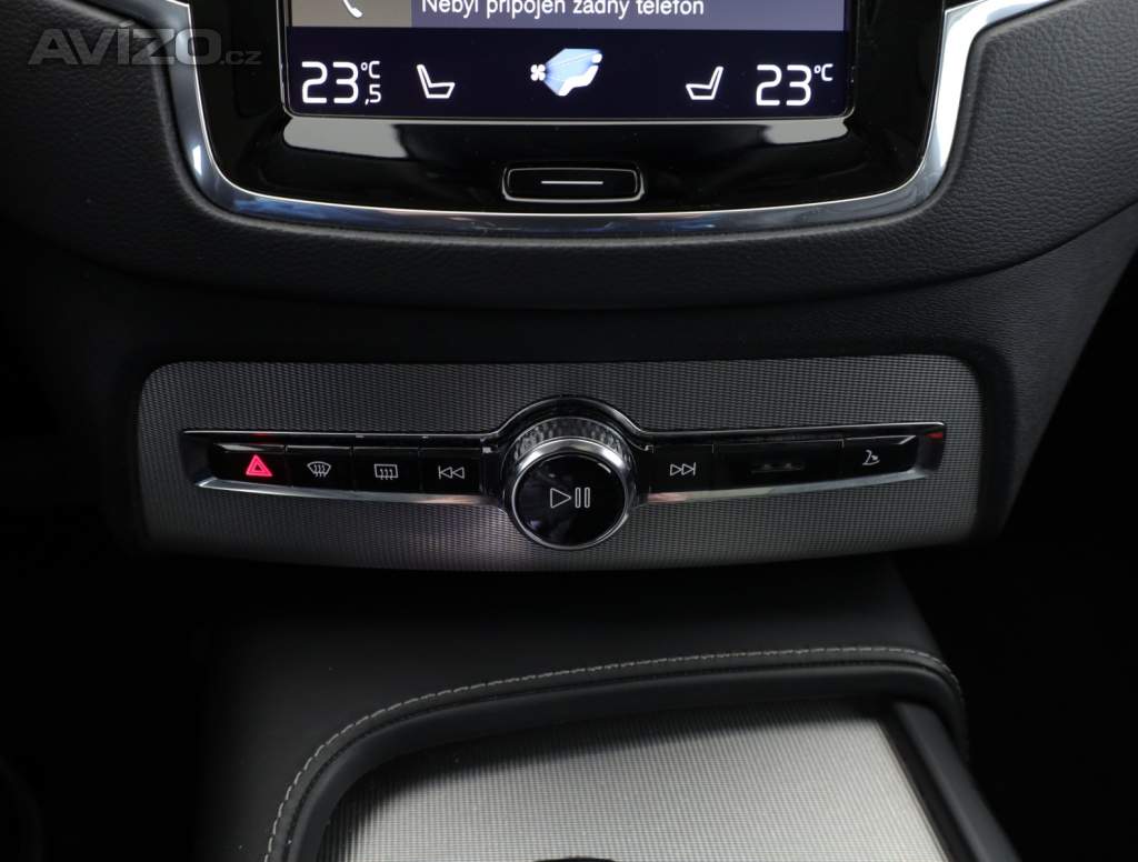Foto inzerátu Volvo XC90 B5 AWD