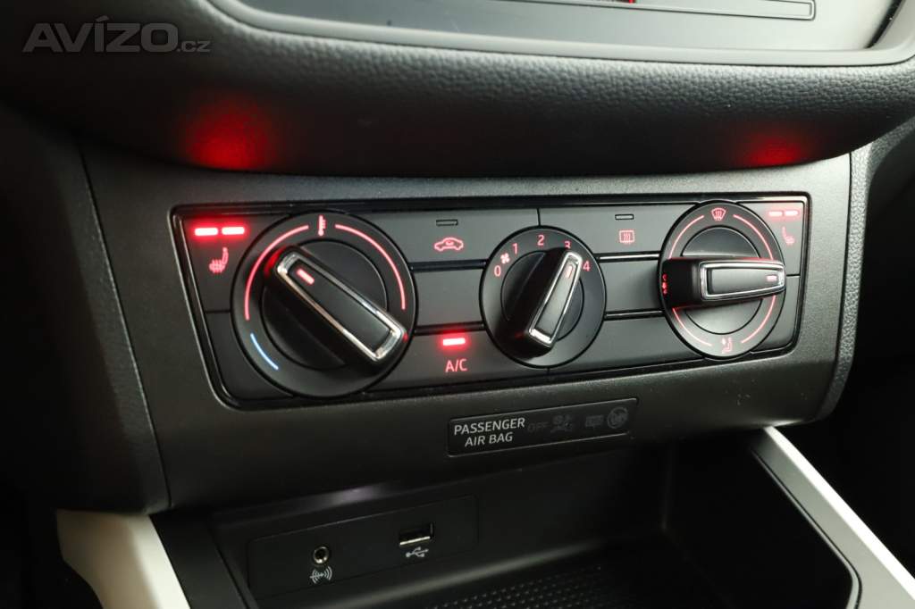 Foto inzerátu Seat Arona 1.0 TSI