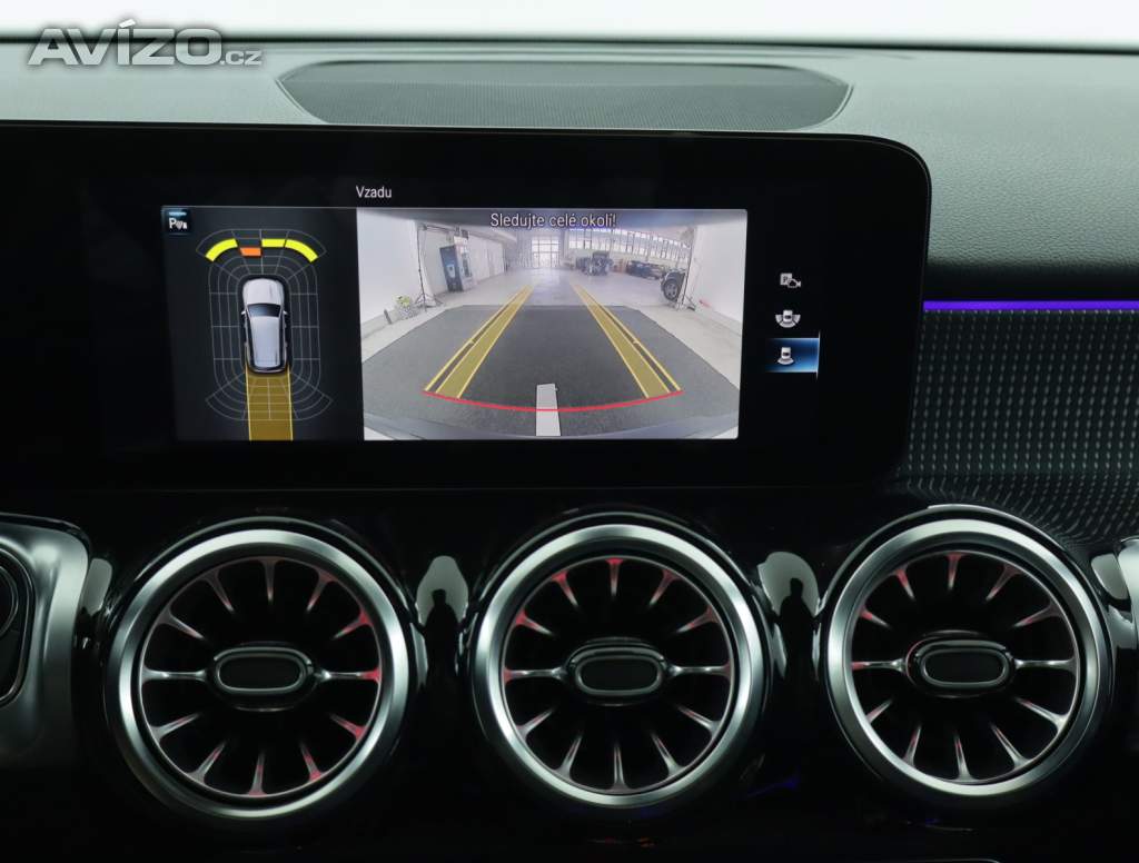 Foto inzerátu Mercedes EQB EQB 300 4MATIC