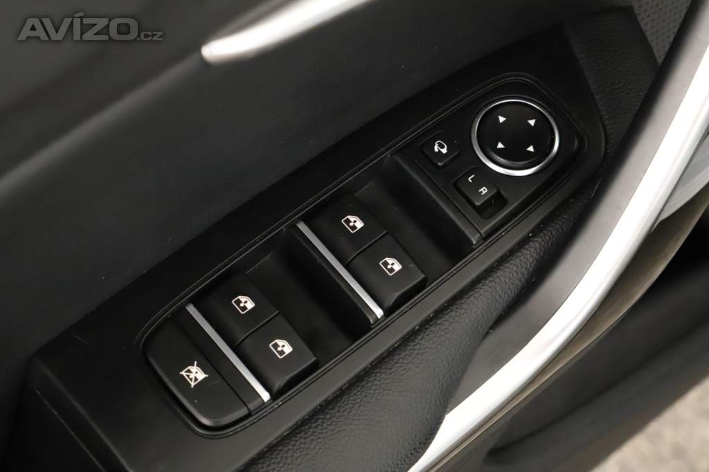 Foto inzerátu Kia Ceed 1.6 GDI plug-in