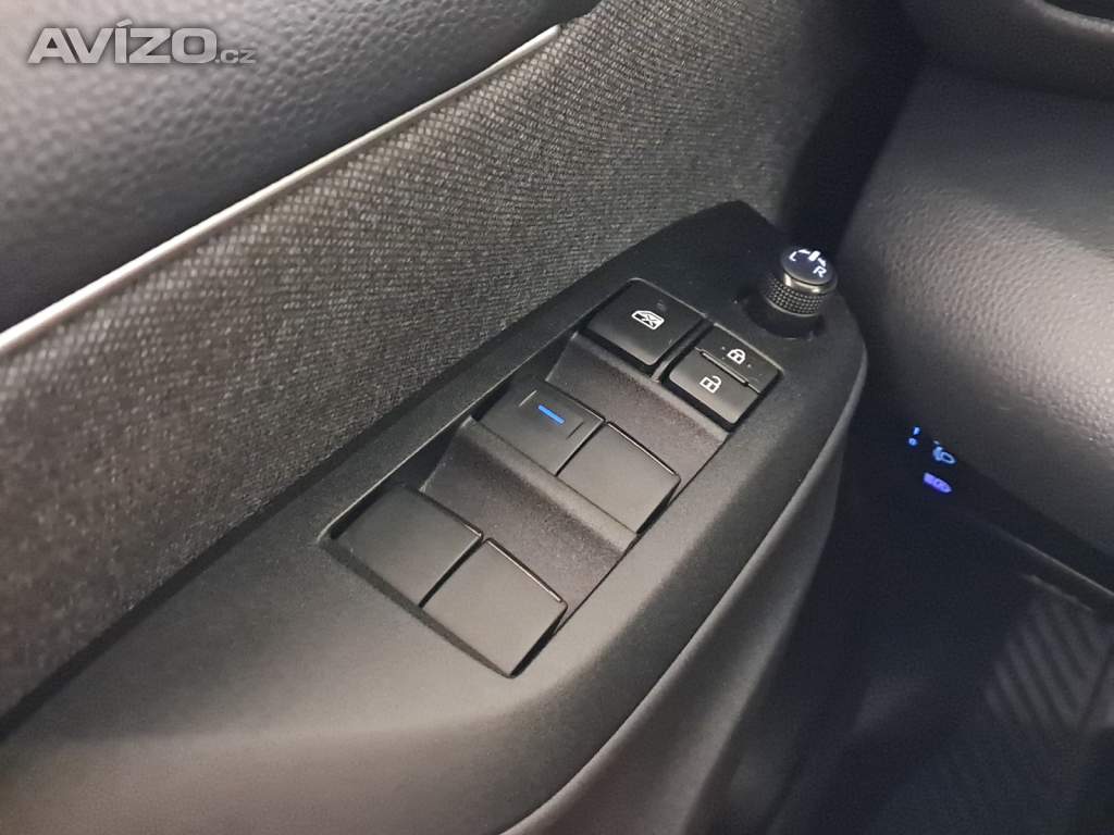 Foto inzerátu Toyota Yaris 1.5 VVT-i Hybrid
