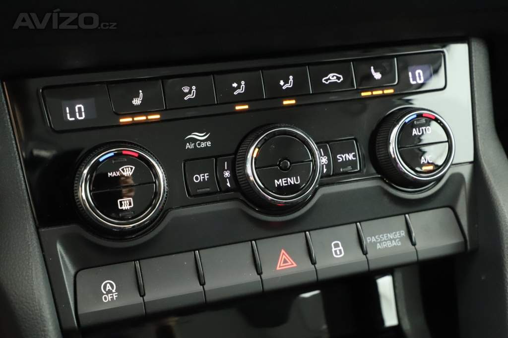 Foto inzerátu Skoda Karoq 1.0 TSI