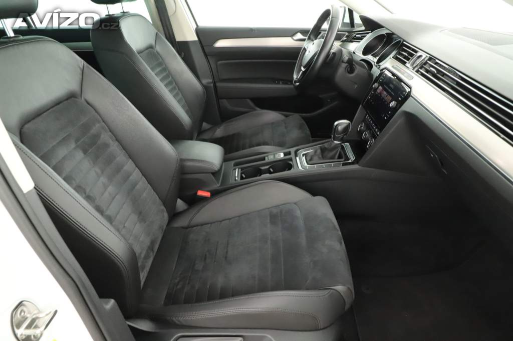 Foto inzerátu VW Passat 2.0 TDI