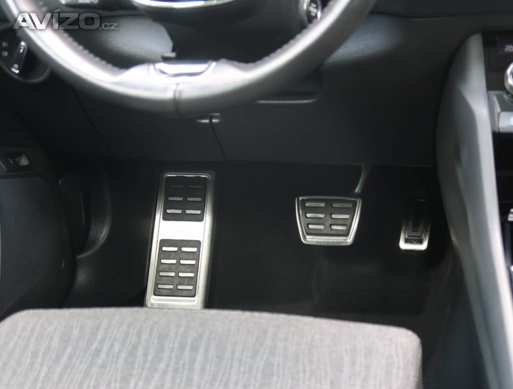 Foto inzerátu Skoda Karoq 1.5 TSI