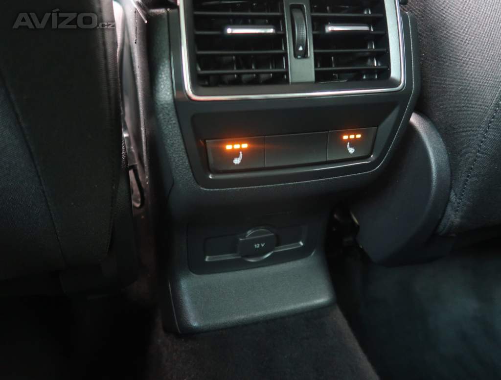 Foto inzerátu Skoda Karoq 1.5 TSI