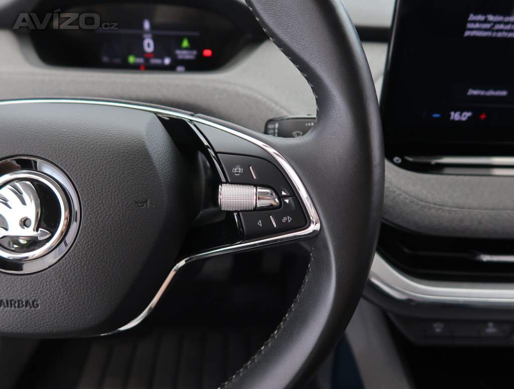 Foto inzerátu Skoda Enyaq 60 (62 kWh)