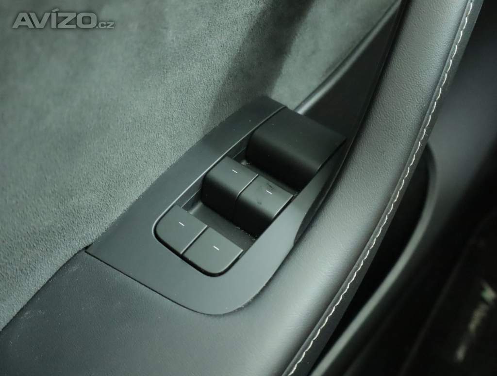 Foto inzerátu Tesla Model Y Long Range AWD 79kWh