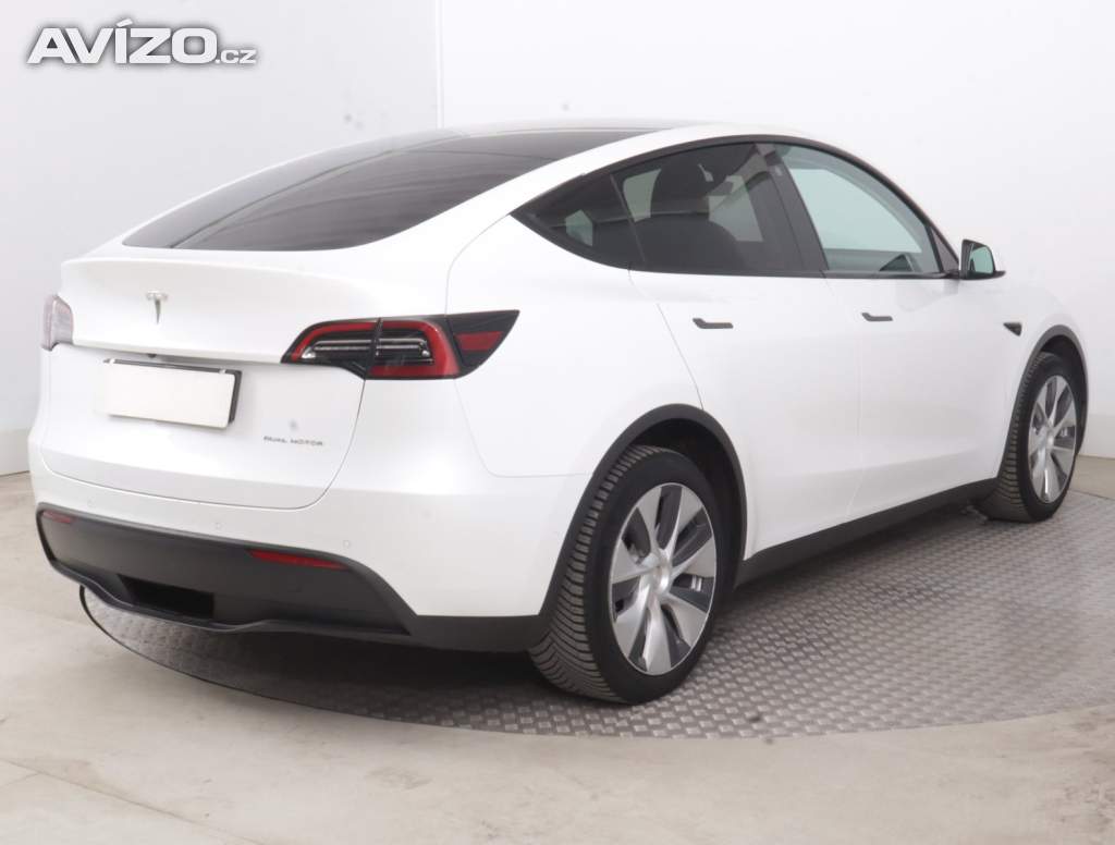 Foto inzerátu Tesla Model Y Long Range AWD 79kWh