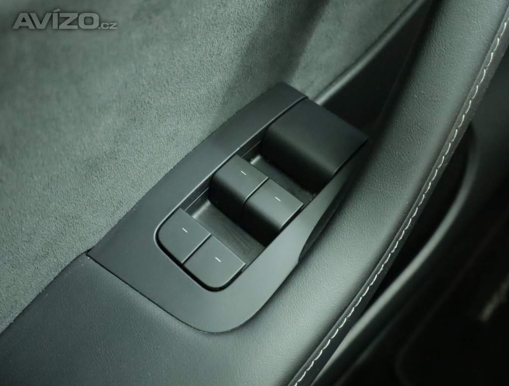 Foto inzerátu Tesla Model Y Long Range AWD 79kWh