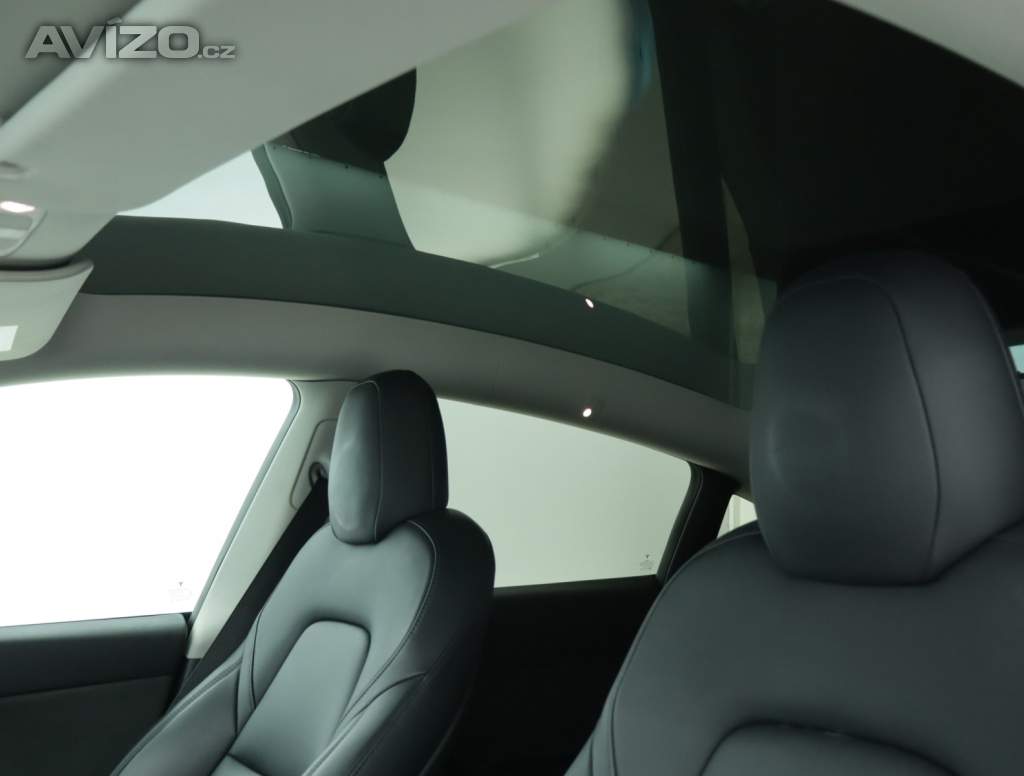 Foto inzerátu Tesla Model Y Long Range AWD 79kWh