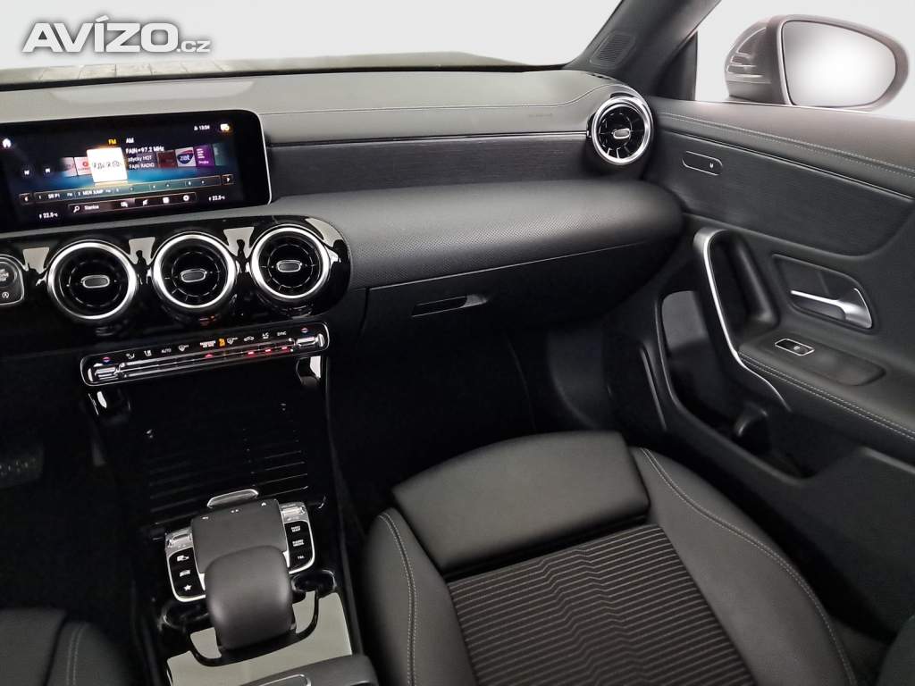 Foto inzerátu Mercedes CLA 180