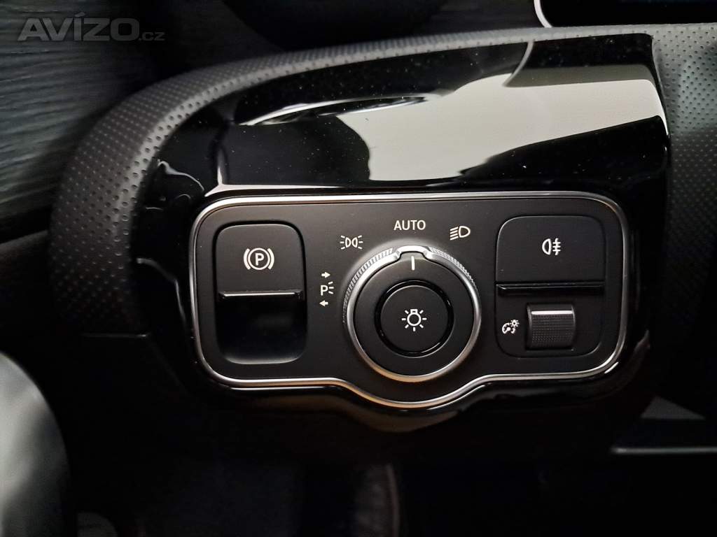Foto inzerátu Mercedes CLA 180