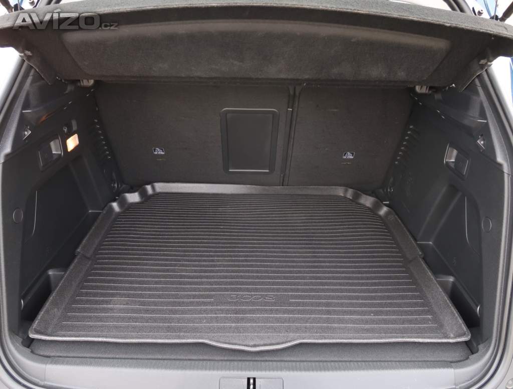 Foto inzerátu Peugeot 3008 1.5 BlueHDi