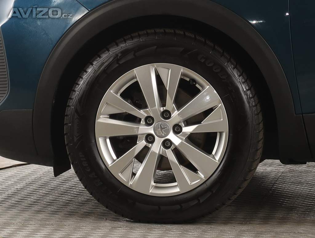 Foto inzerátu Peugeot 3008 1.5 BlueHDi