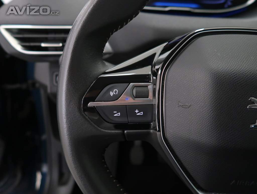 Foto inzerátu Peugeot 3008 1.5 BlueHDi