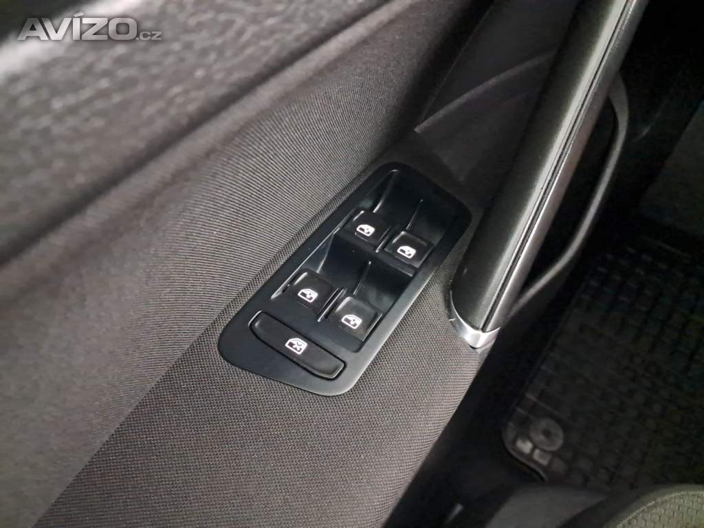 Foto inzerátu VW Golf 1.6 TDI