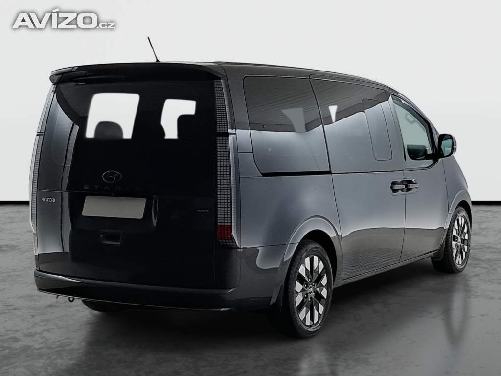 Foto inzerátu Hyundai Staria 2.2 CRDi