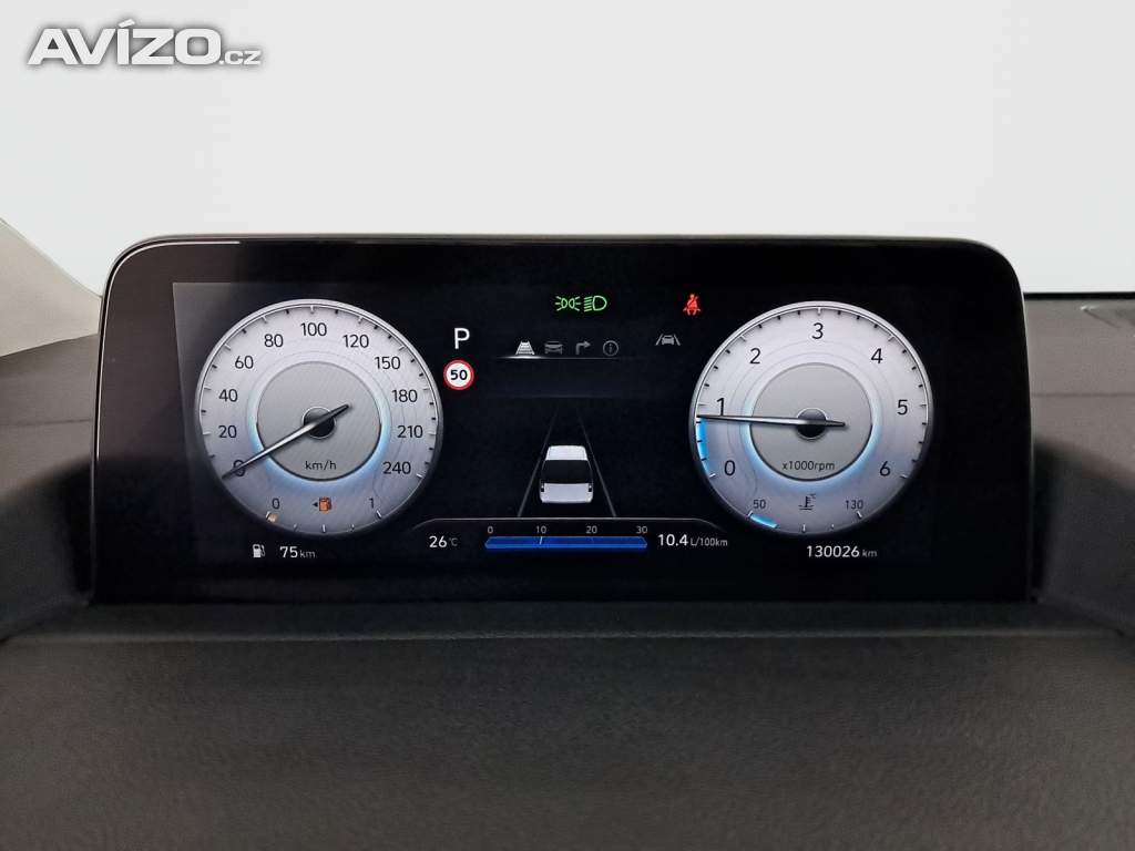 Foto inzerátu Hyundai Staria 2.2 CRDi