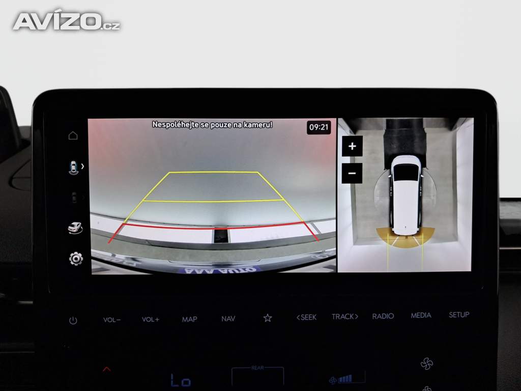 Foto inzerátu Hyundai Staria 2.2 CRDi