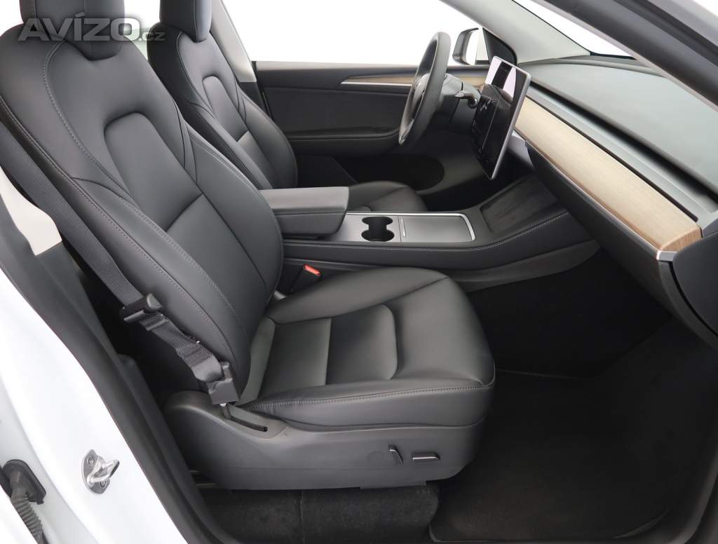 Foto inzerátu Tesla Model Y Long Range AWD 79kWh
