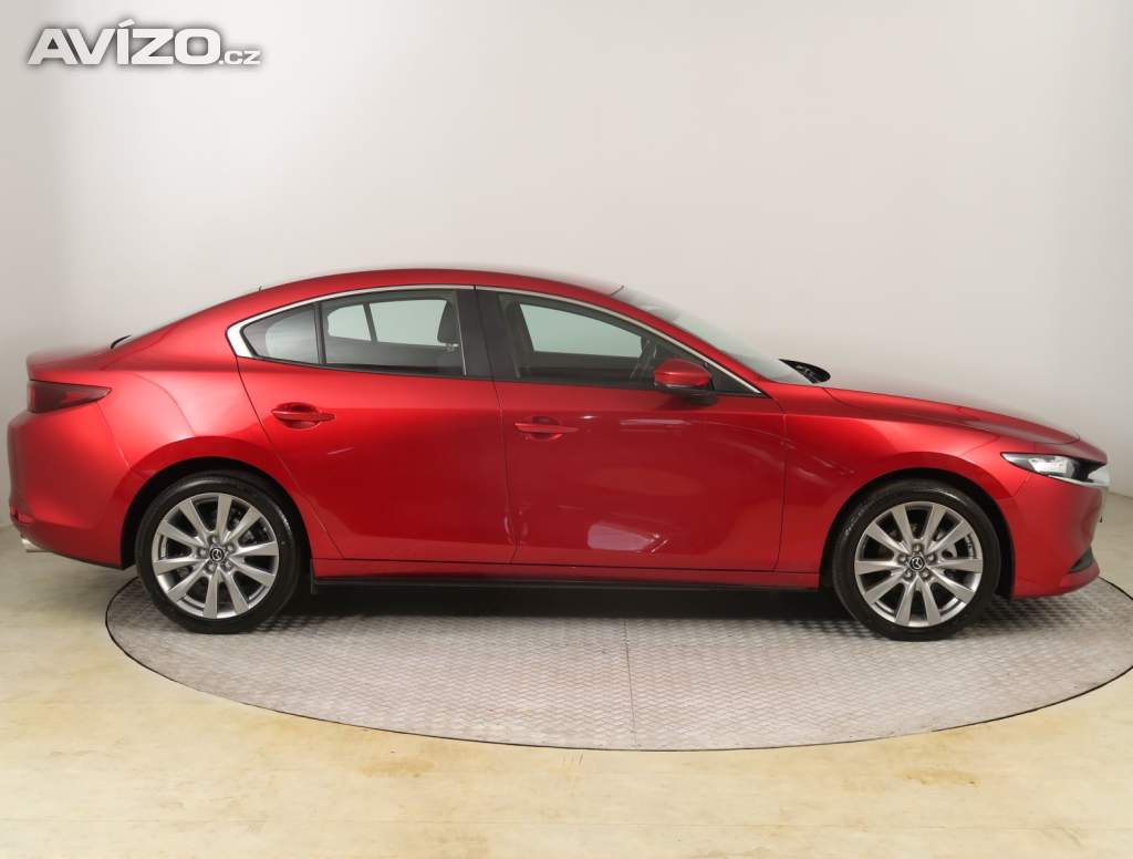 Foto inzerátu Mazda 3 e-Skyactiv G140