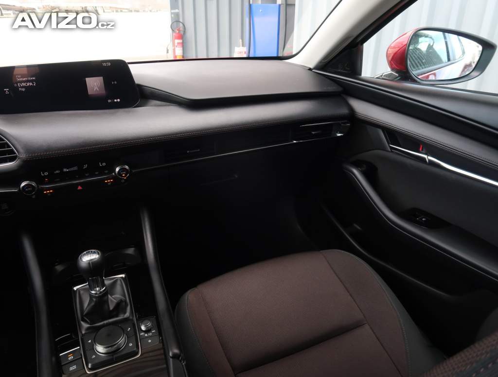 Foto inzerátu Mazda 3 e-Skyactiv G140