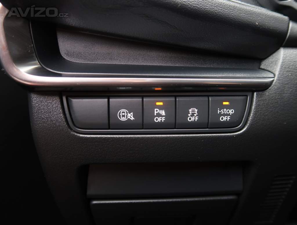 Foto inzerátu Mazda 3 e-Skyactiv G140