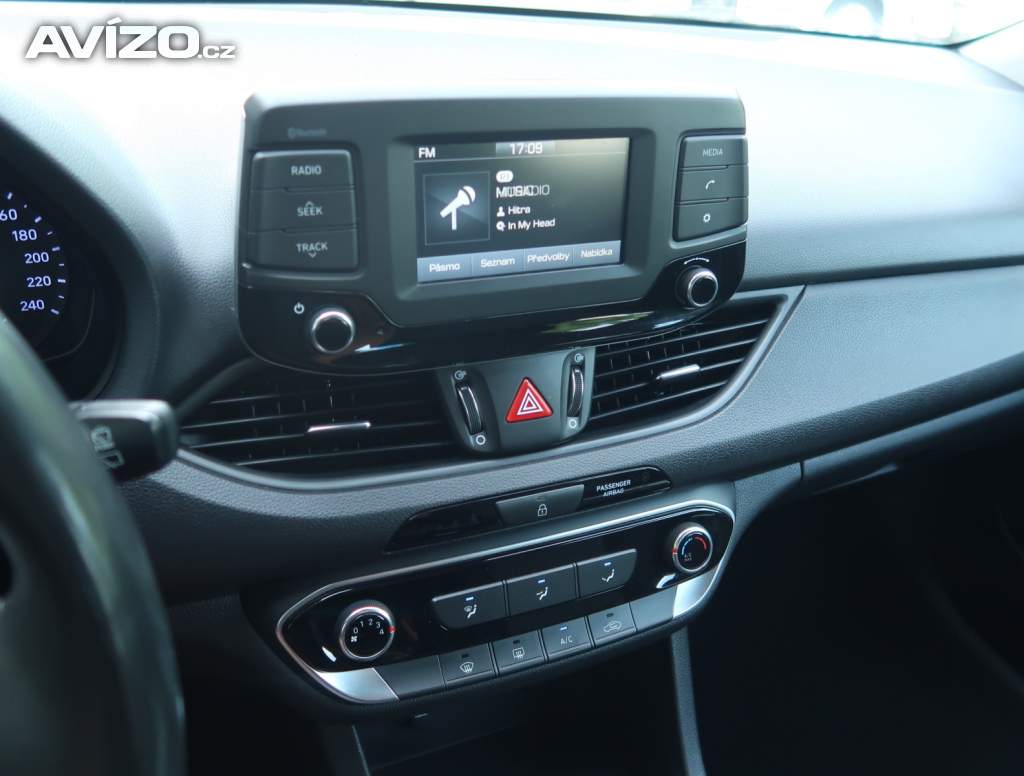 Foto inzerátu Hyundai i30 1.0 T-GDI