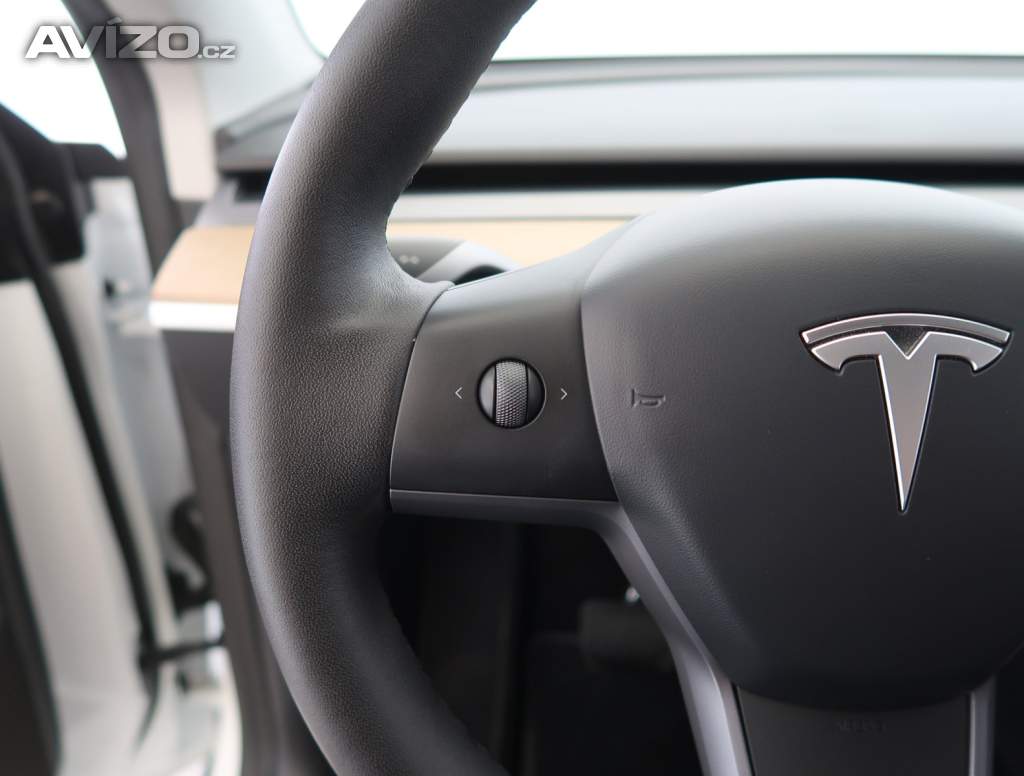 Foto inzerátu Tesla Model Y Long Range AWD 79kWh