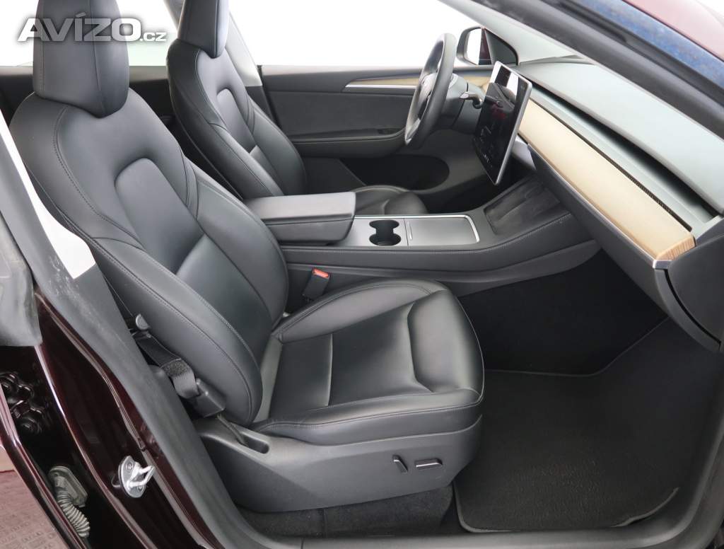 Foto inzerátu Tesla Model Y Long Range AWD 79kWh