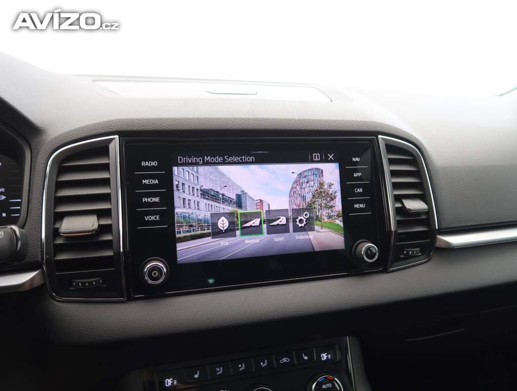 Foto inzerátu Skoda Karoq 1.5 TSI