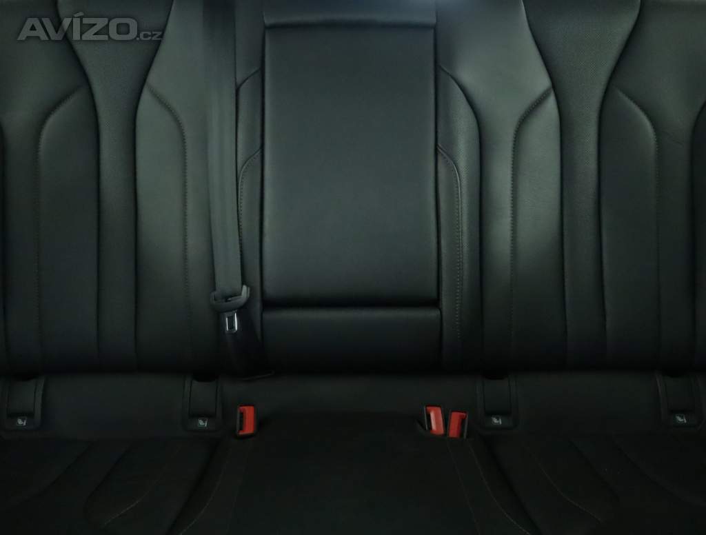 Foto inzerátu Skoda Enyaq iV 80 (82 kWh)