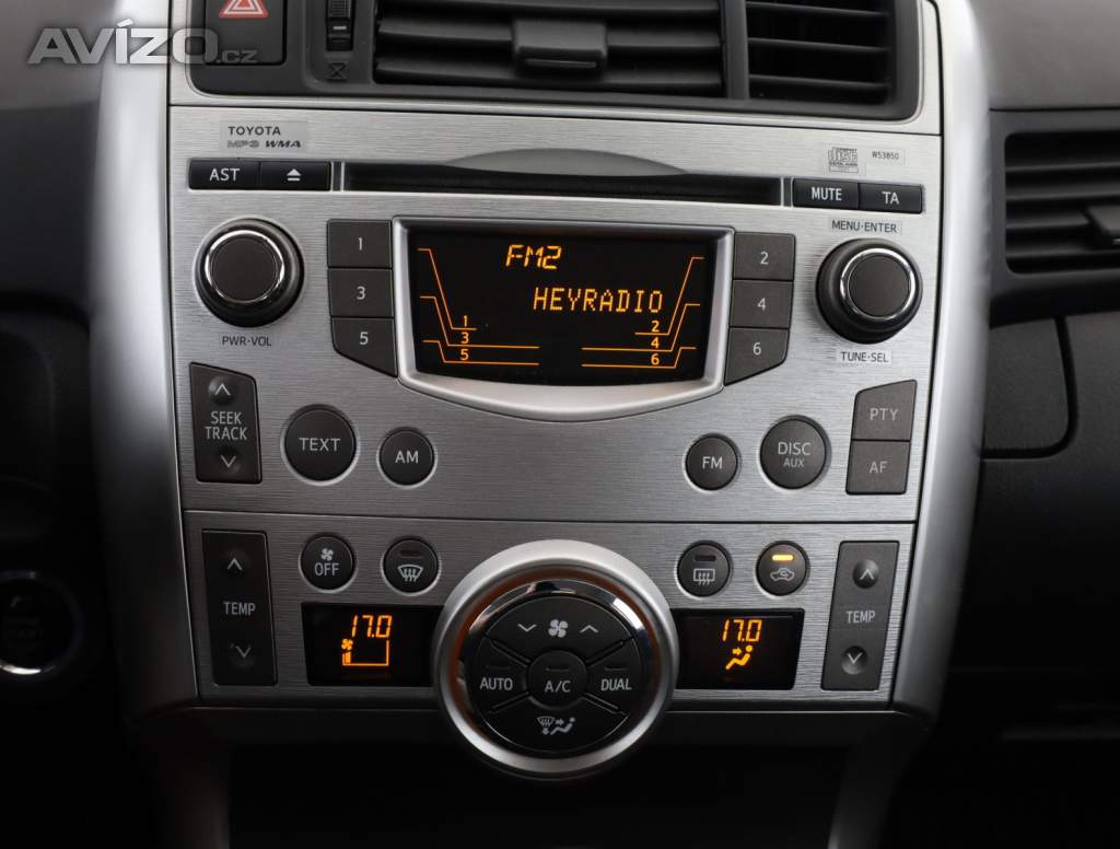Foto inzerátu Toyota Verso 1.8 Valvematic