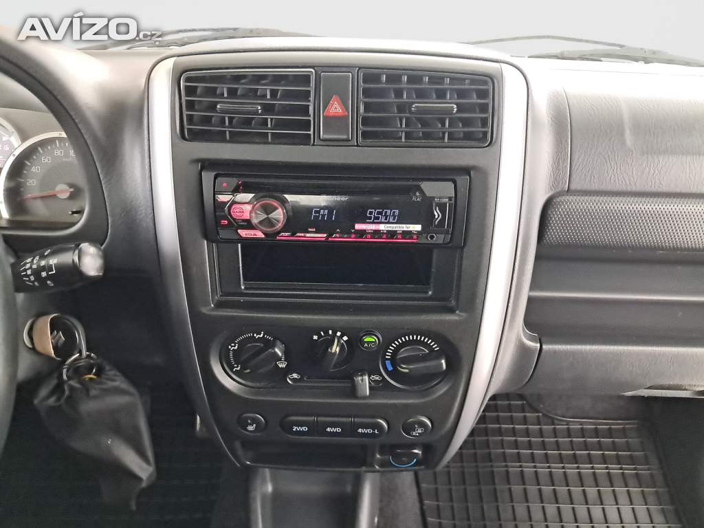 Foto inzerátu Suzuki Jimny 1.3 16V