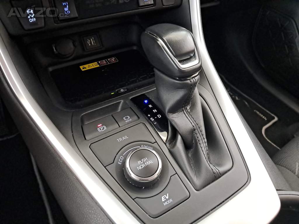 Foto inzerátu Toyota RAV 4 2.5 Hybrid