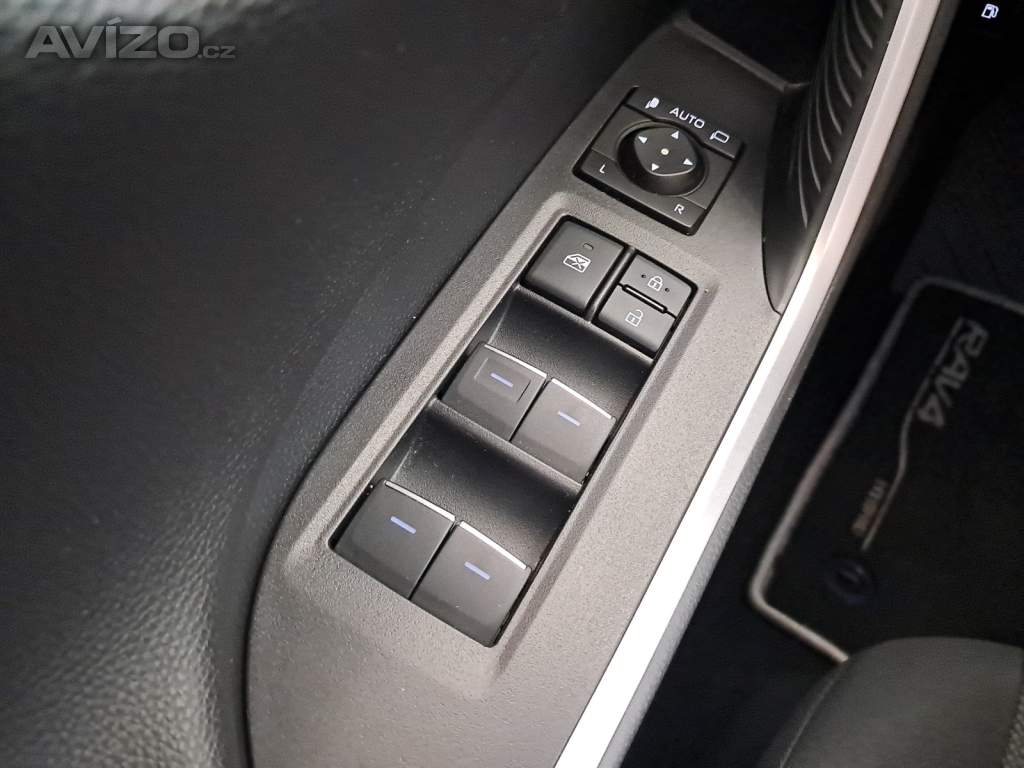 Foto inzerátu Toyota RAV 4 2.5 Hybrid