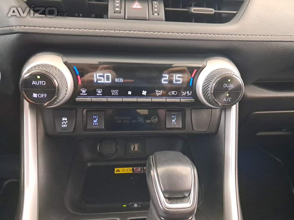 Foto inzerátu Toyota RAV 4 2.5 Hybrid