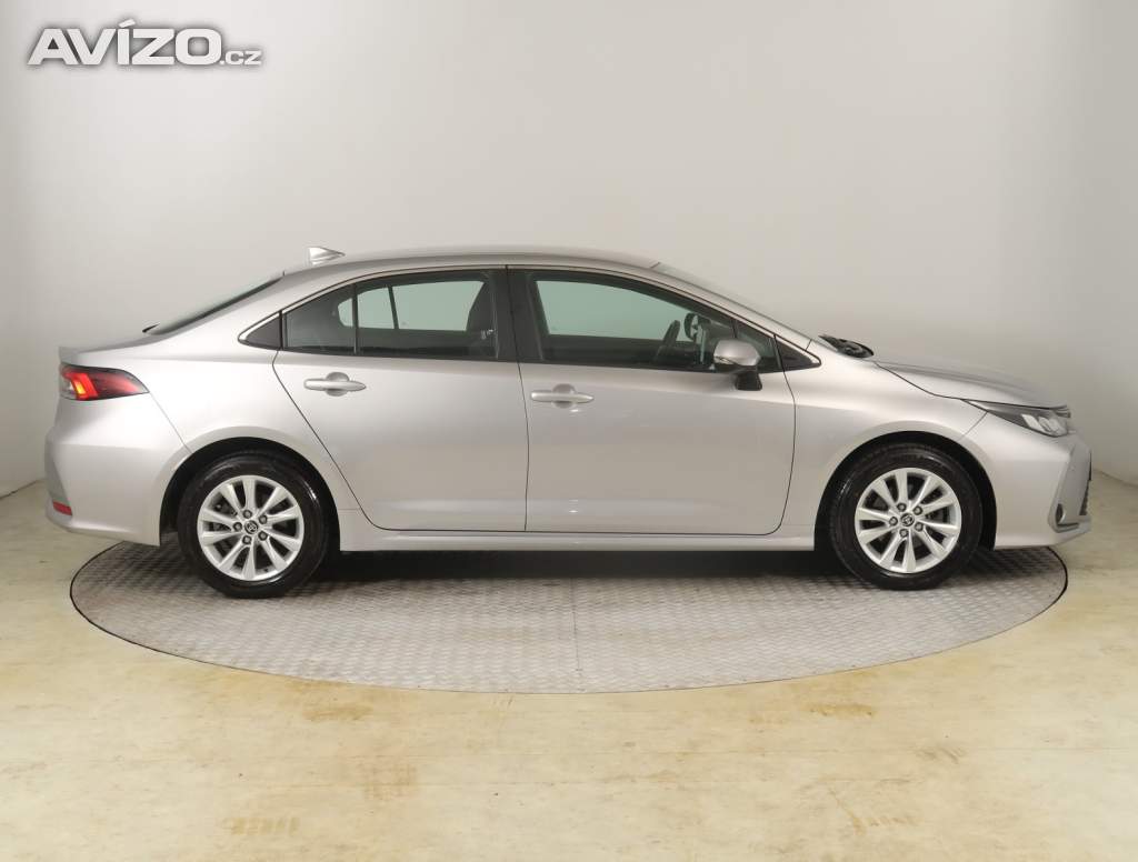 Foto inzerátu Toyota Corolla 1.5 VVT-i