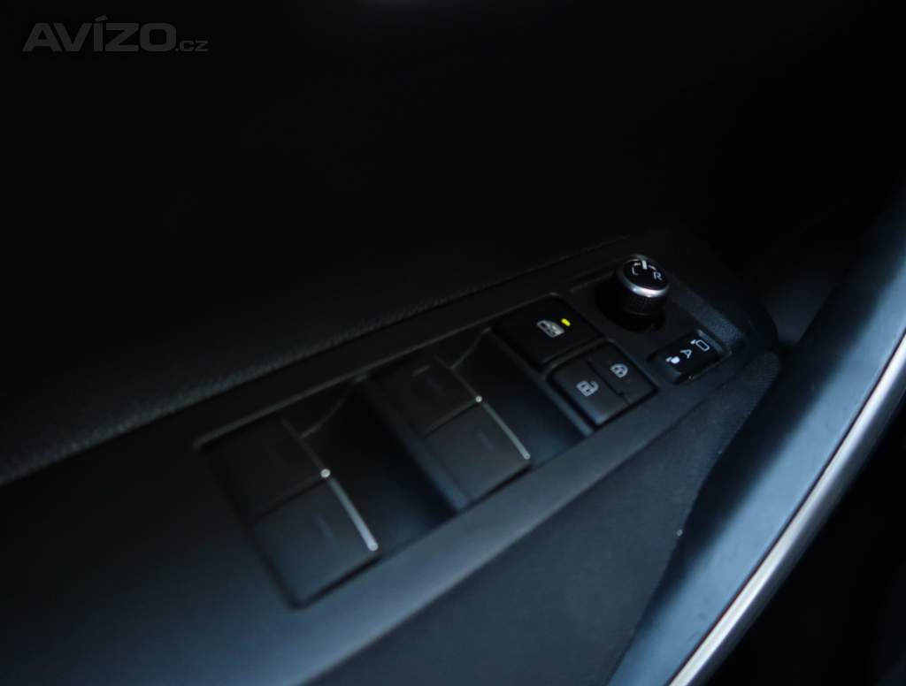 Foto inzerátu Toyota Corolla 1.5 VVT-i