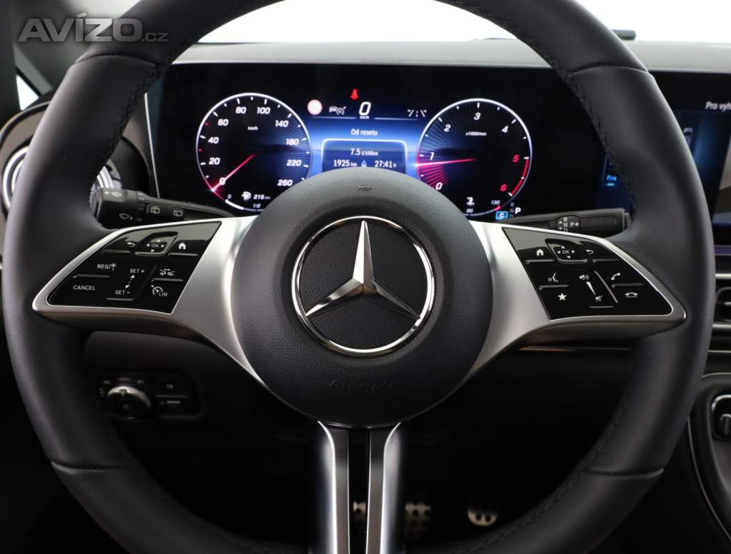 Foto inzerátu Mercedes V 220 d 4MATIC