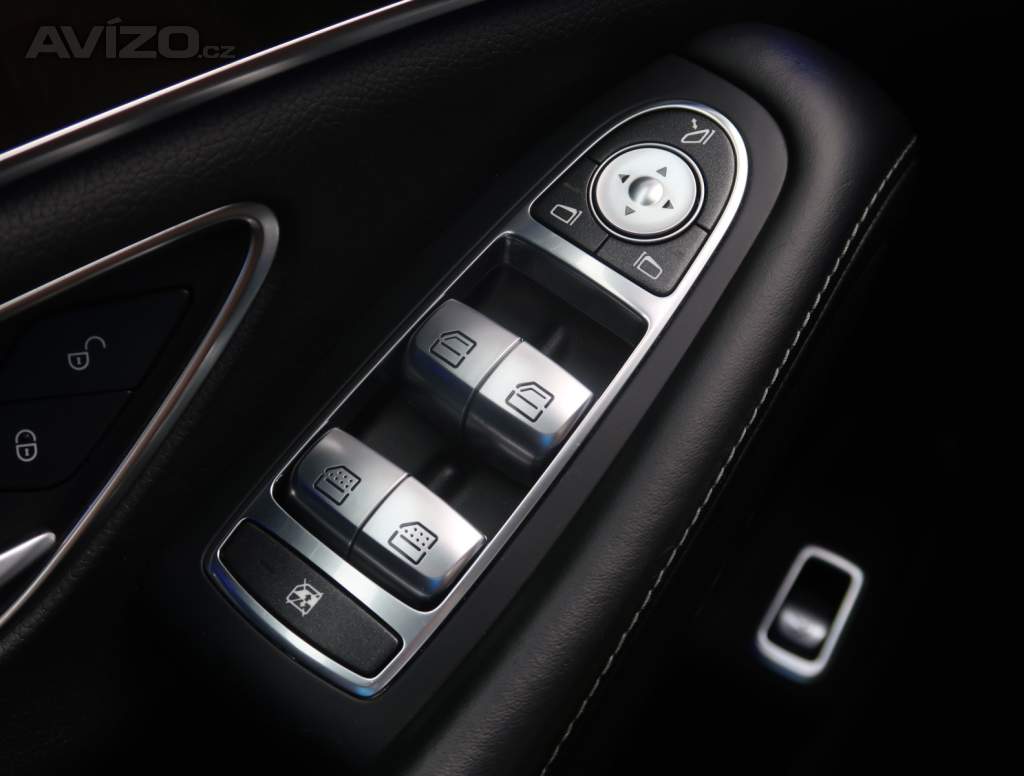 Foto inzerátu Mercedes S S 500 4MATIC
