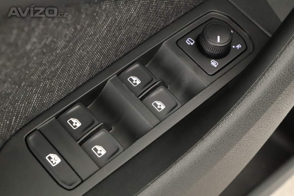 Foto inzerátu Skoda Scala 1.0 TSI