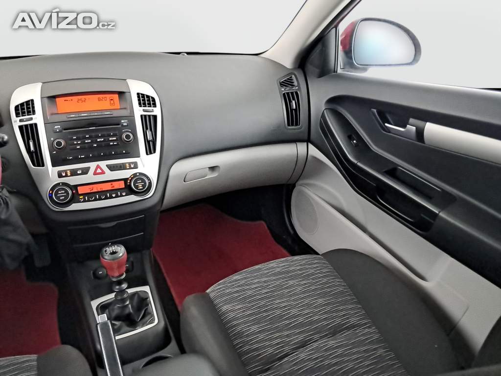 Foto inzerátu Kia Ceed 1.6 CRDi