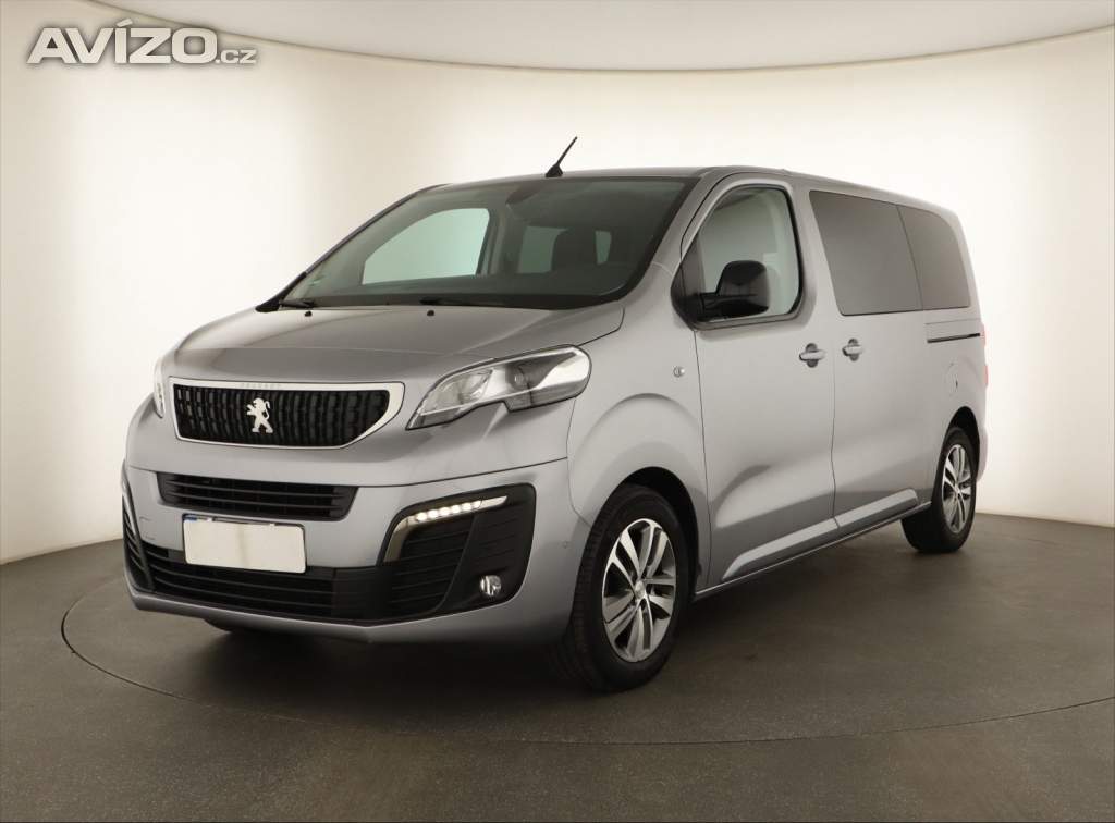 Foto inzerátu Peugeot Traveller 2.0 BlueHDi