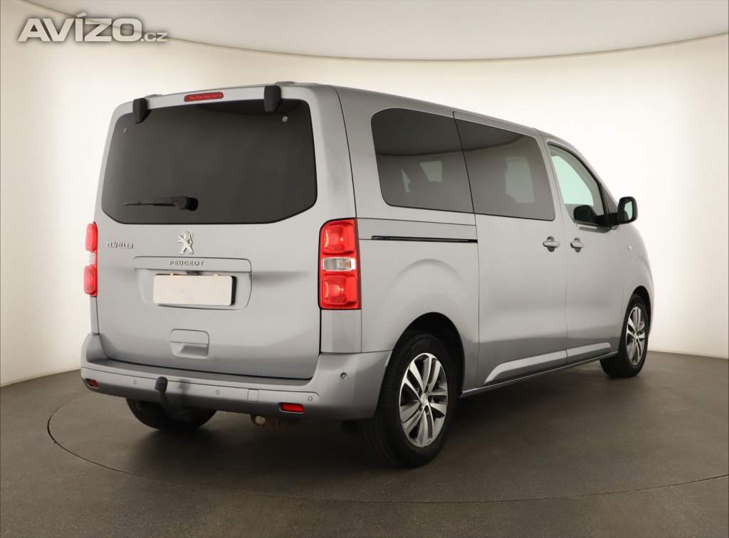 Foto inzerátu Peugeot Traveller 2.0 BlueHDi